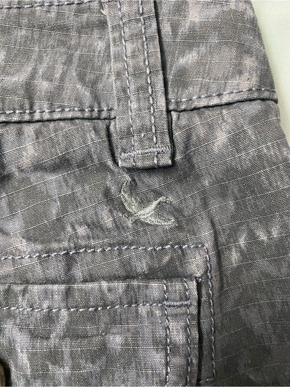 Eddie Bauer Women’s Gray Camo Cargo Shorts Ripstop Size 2 Gorpcore Outdoor - Picture 4 of 7